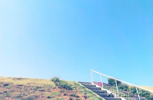 晚安心语:停在风景里,为自己唱首歌 (2)